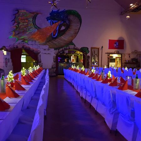 Pension Und Restaurant Die Burg Ehrenfriedersdorf Экстерьер фото