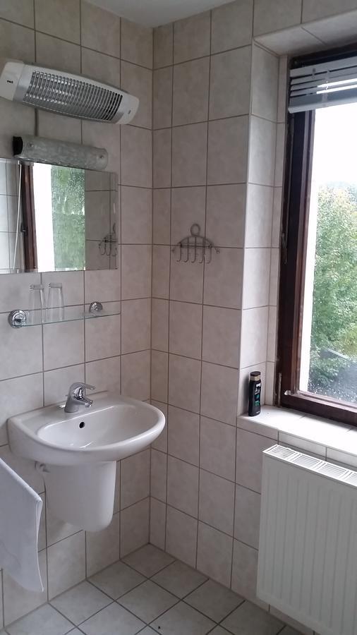 Pension Und Restaurant Die Burg Ehrenfriedersdorf Экстерьер фото