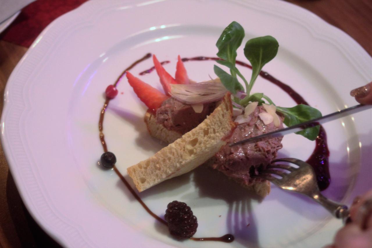 Pension Und Restaurant Die Burg Ehrenfriedersdorf Экстерьер фото