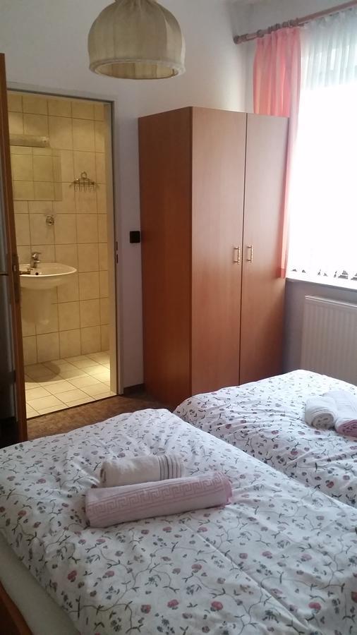 Pension Und Restaurant Die Burg Ehrenfriedersdorf Экстерьер фото