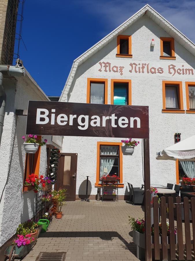 Pension Und Restaurant Die Burg Ehrenfriedersdorf Экстерьер фото